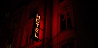 hotele bezprawnie gromadzą dane